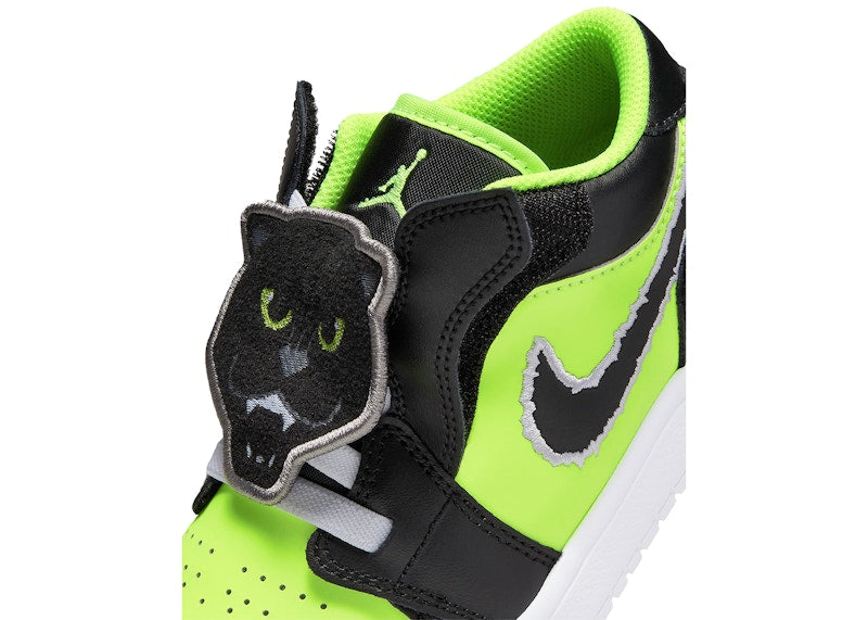 Jordan 1 Low Alt SE Black Cat Volt (PS)
