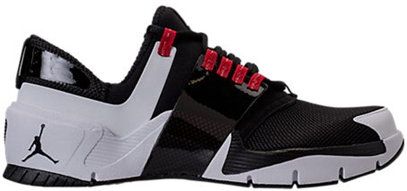Jordan Alpha Trunner Black White Gym Red
