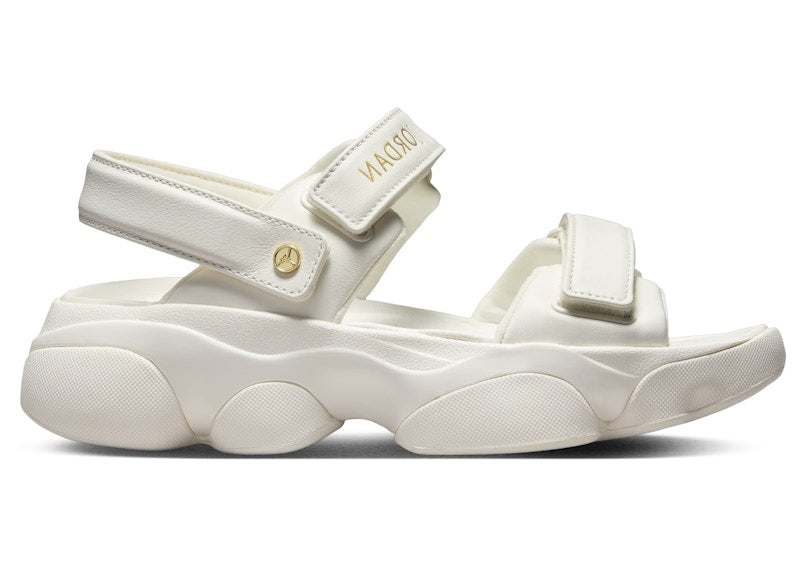 Jordan Deja Sail Metallic Gold (Women's)