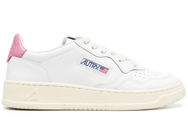 Autry Medalist Leather Low White Mauve Tab (Women's)