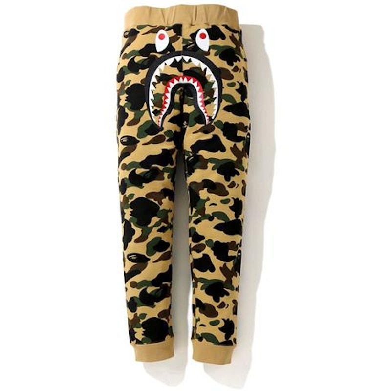 BAPE 1St Camo Shark Slim Sweatpants Yellow/Black