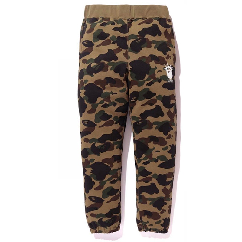 BAPE 1st Camo NYC Slim Sweatpants Green