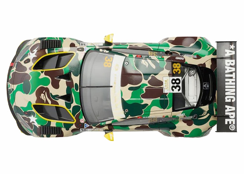 BAPE x Aston Martin GT3 1/18 Model Car Multicolor