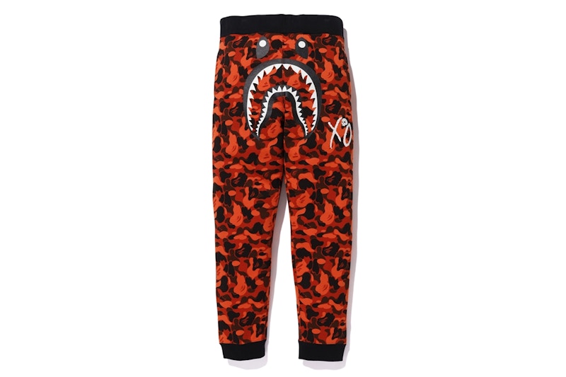 BAPE x XO Camo Shark Slim Sweat Pants Orange