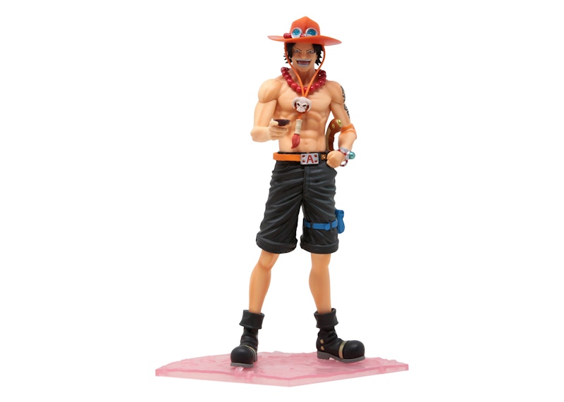 Banpresto One Piece Magazine Special Episode Luff Volume 2: Portgas D. Ace Figure Tan