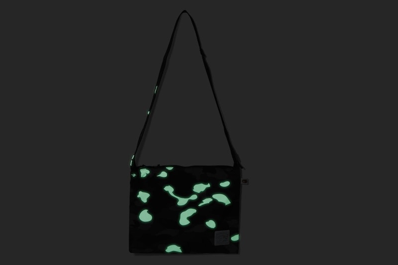 BAPE City Camo Sacoshe Bag Black