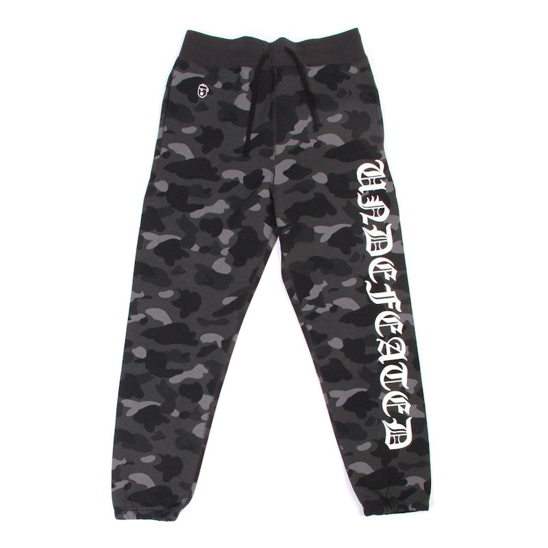 BAPE X Undefeated;Mr Cartoon Color Camo Old English Logo Sweatpants Black