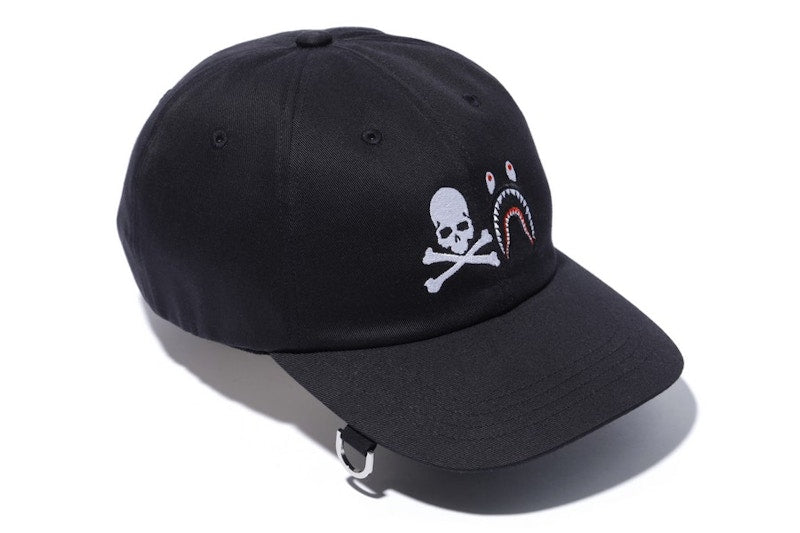 BAPE Vs Mastermind Skull Shark 6-Panel Black