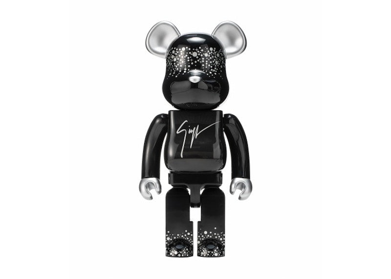 Bearbrick Macau 2023 x Giuseppe Zanotti 1000%