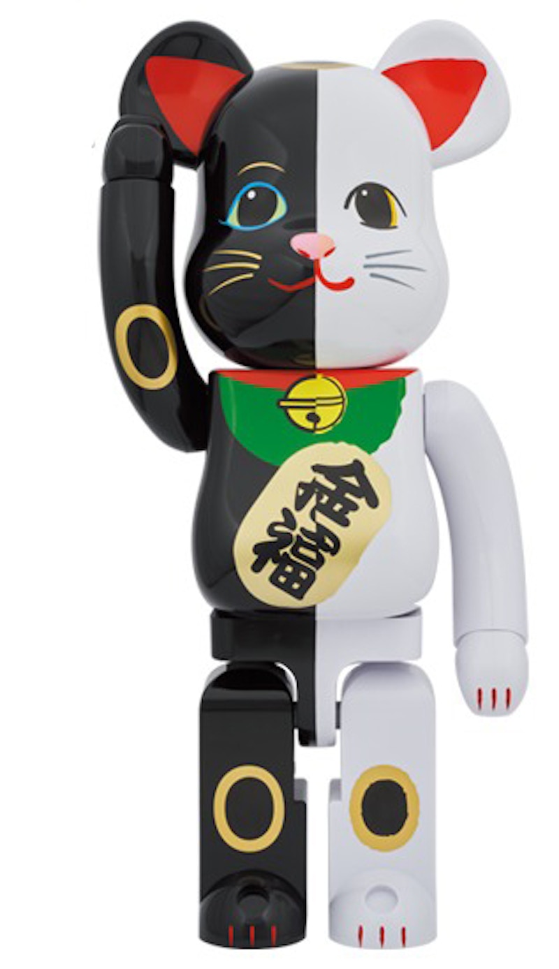 Bearbrick Maneki Neko Invitation Black x Fortune White 1000