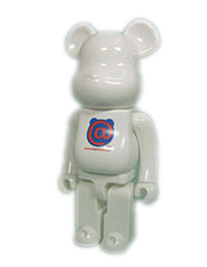 Bearbrick dot com model 1 400% White