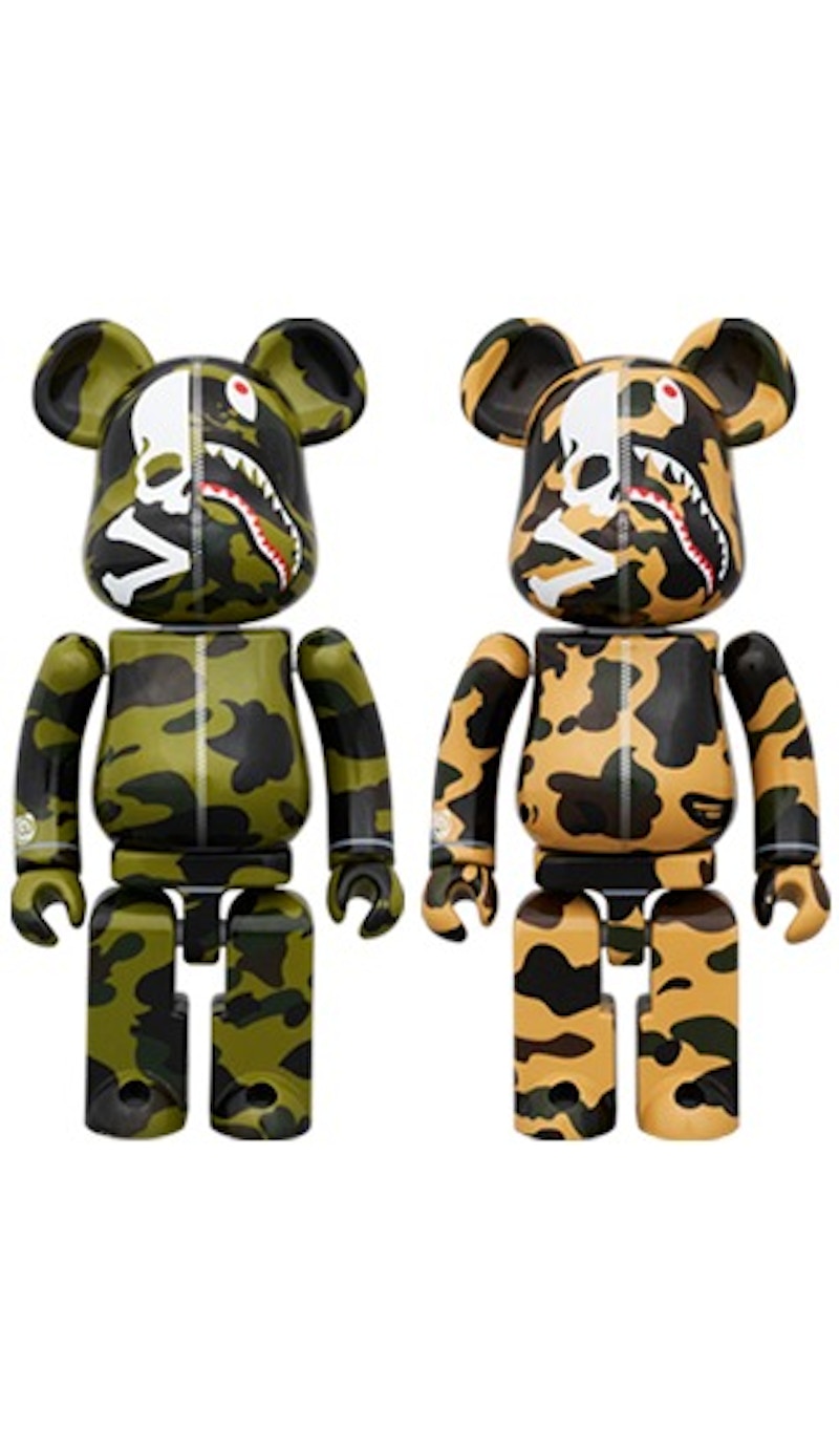 Bearbrick x mastermind vs BAPE Super Alloy 200% Set Green/Yellow