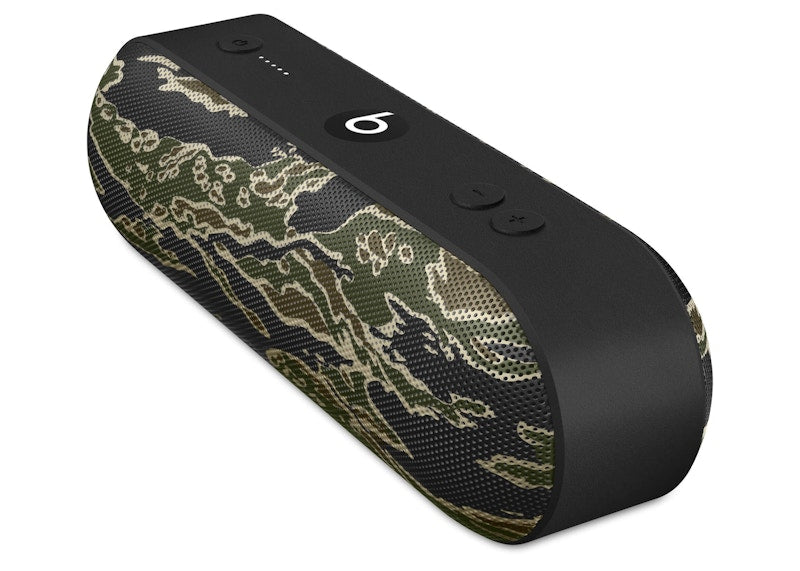 Beats x UNDEFEATED Pill Speaker