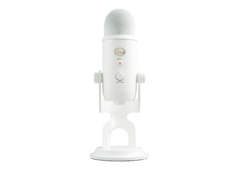 Blue Yeti Professional Multi-Pattern USB Condenser Microphone 988-000104 White