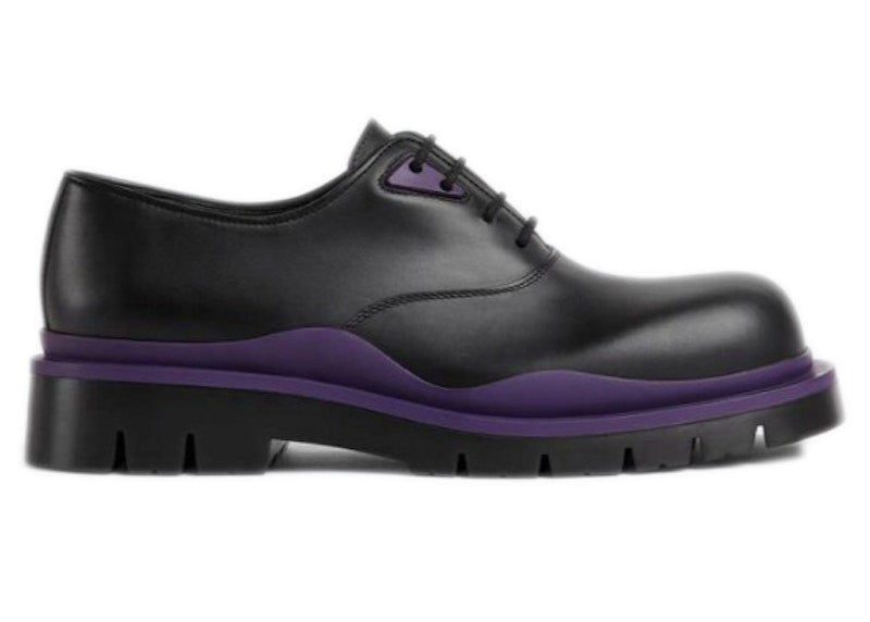 Bottega Veneta Tire Lace Up Leather Shoe Black Plum