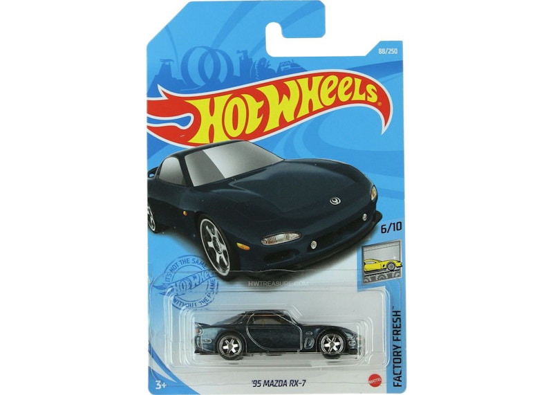 Hot Wheels Super Treasure Hunt 2021 95 Mazda RX-7