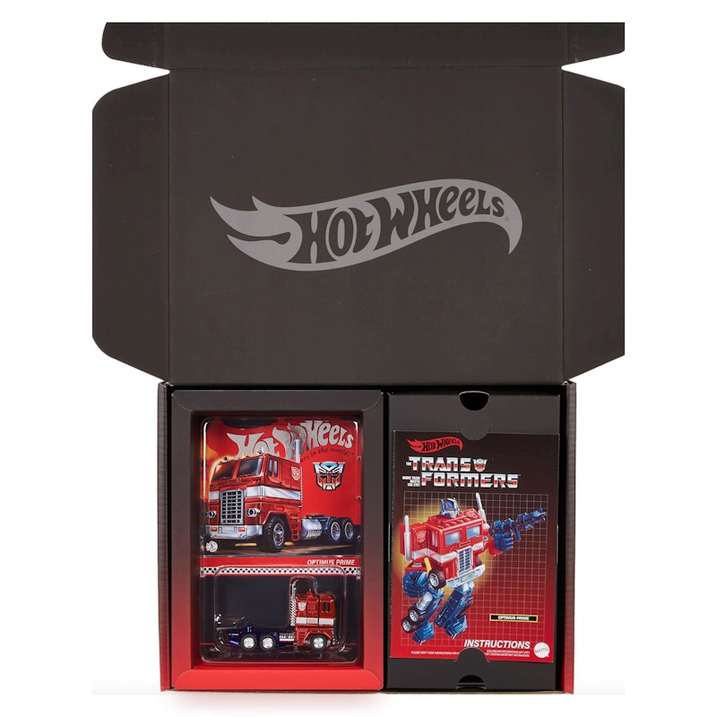 Hot Wheels Transformers Optimus Prime Action Figure