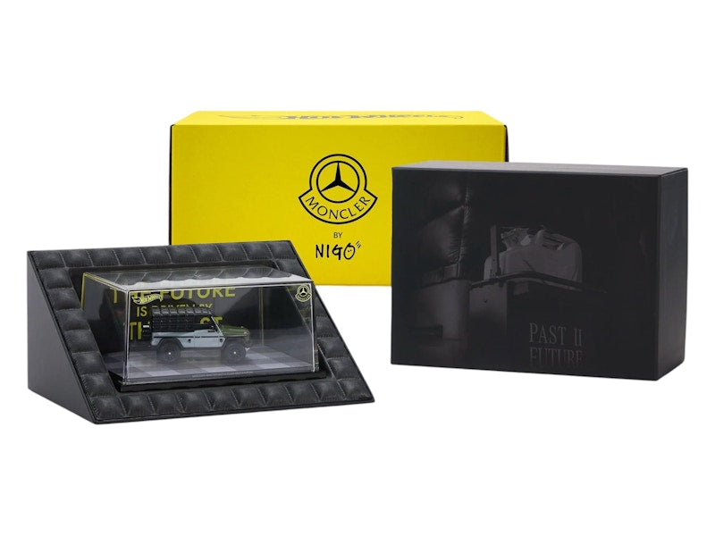 Hot Wheels x Mercedes-Benz Project G-class Past II Future Designed by NIGO