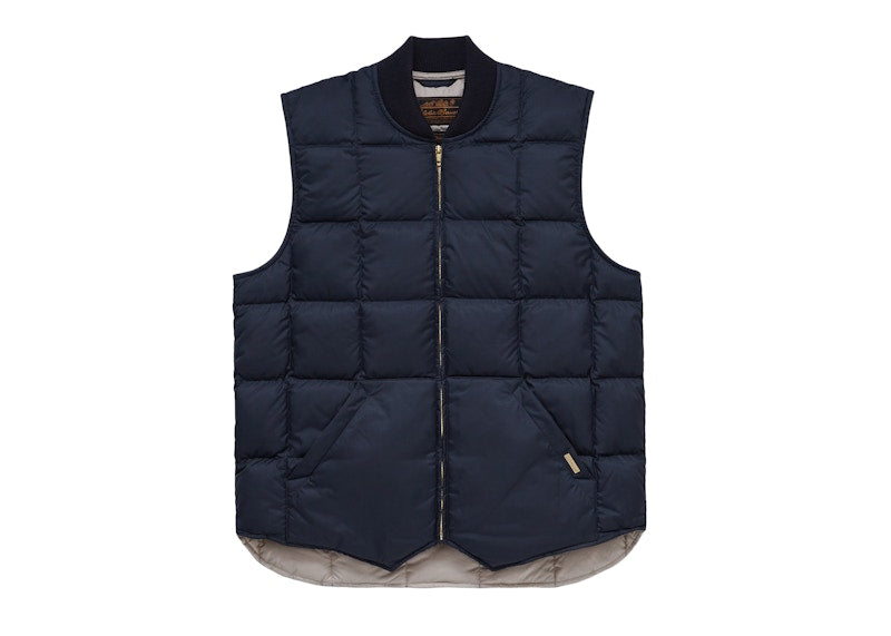 JJJJound x Eddie Bauer Canadian Vest Storm