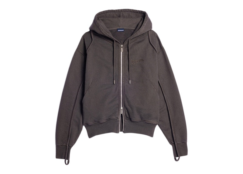 Jacquemus Le Sweater Camargue Zippe Clay Logo Sweatshirt Dark Brown