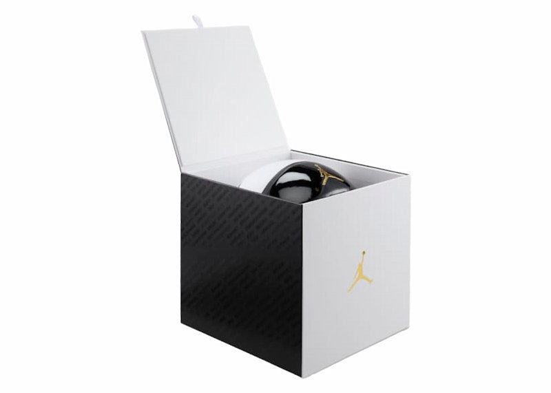 Jordan Air XI Premium 8P Basketball Black/White/Metallic Gold