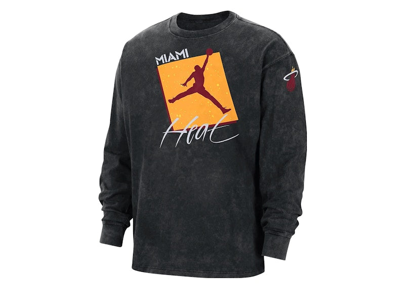 Jordan NBA Miami Heat Courtside Statement Long-Sleeve T-shirt Black
