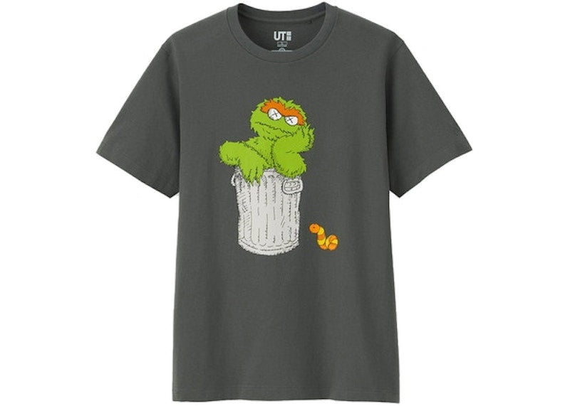 KAWS x Uniqlo x Sesame Street Oscar The Grouch Tee (Asia Sizing) Gray