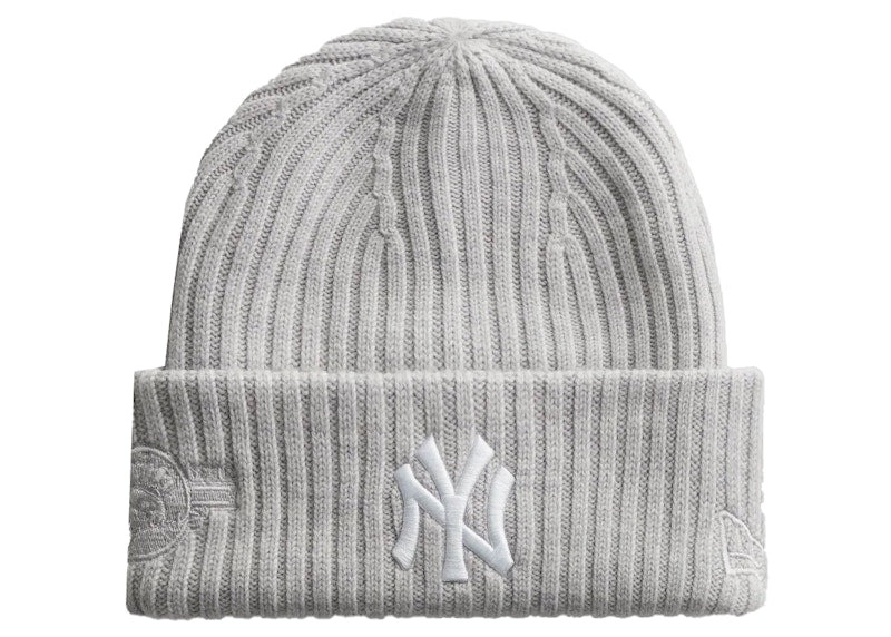 Kith New Era New York Yankees Knit Beanie Light Heather Grey