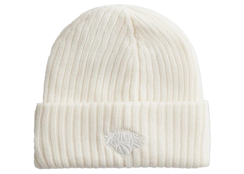 Kith New York Knicks Beanie Sandrift