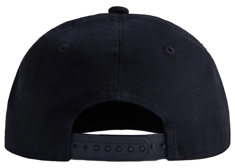 Kith Serif Snapback Black