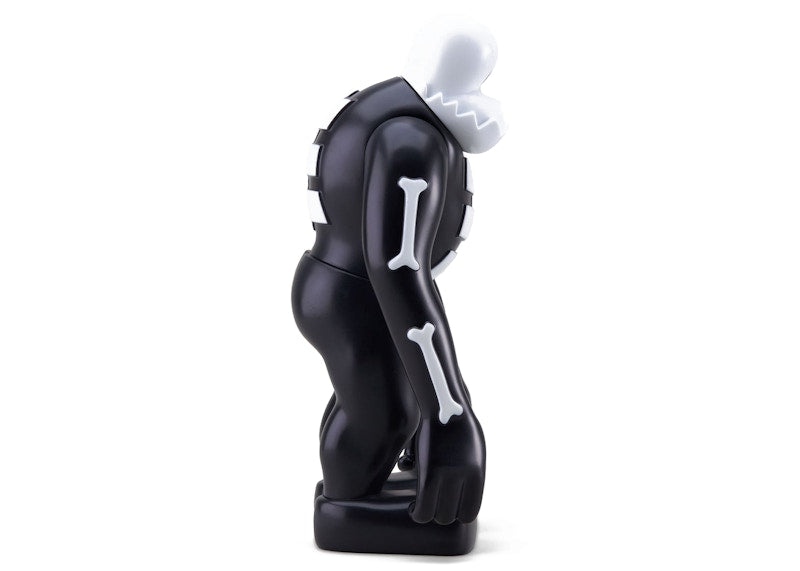 Neighborhood x Bounty Hunter Skulls-Kun Figure Black White