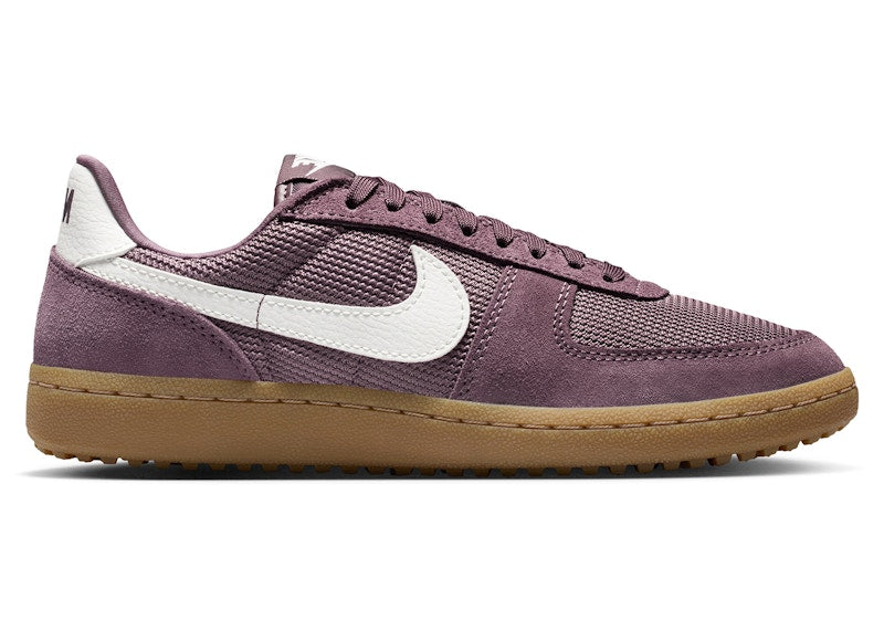 Nike Field General Tattoo Sail Gum (Women's)