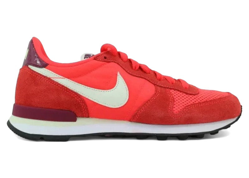 Nike Internationalist Bright Crimson