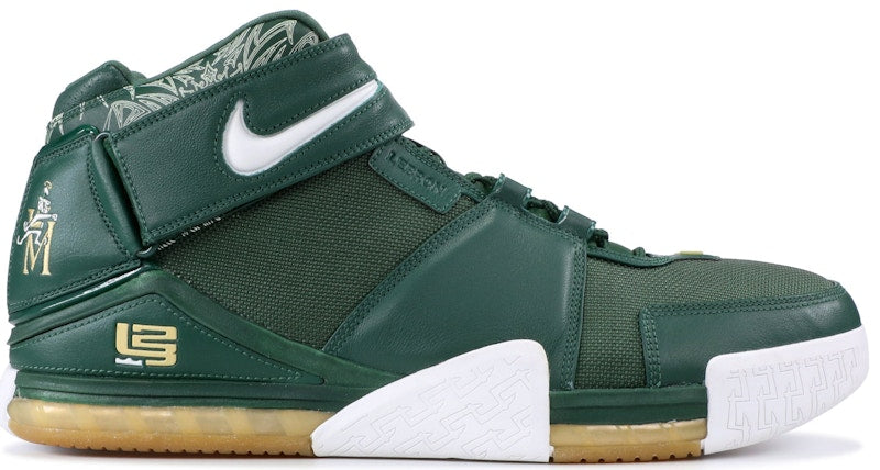 Nike LeBron 2 SVSM Away