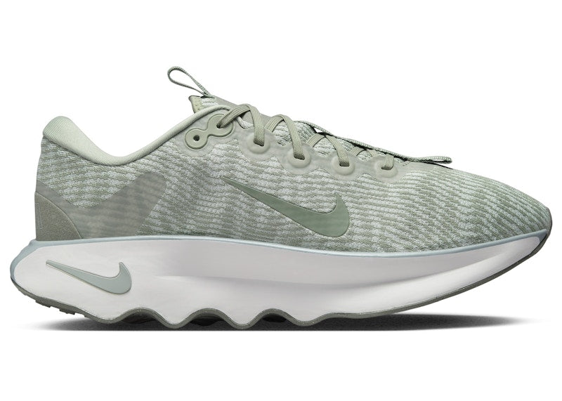 Nike Motiva Jade Horizon Light Silver Dark Stucco