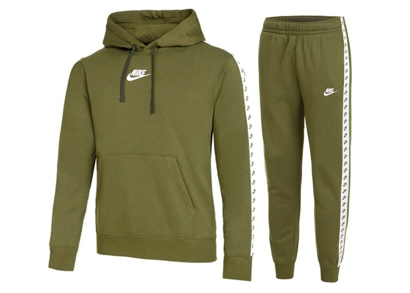 Nike Sportswear Essential Fleece Tracksuit Light Green