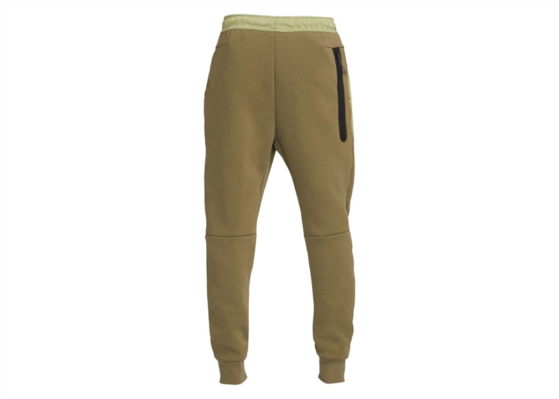 Nike Sportswear Tech Fleece Joggers Medium Olive/Alligator/Black