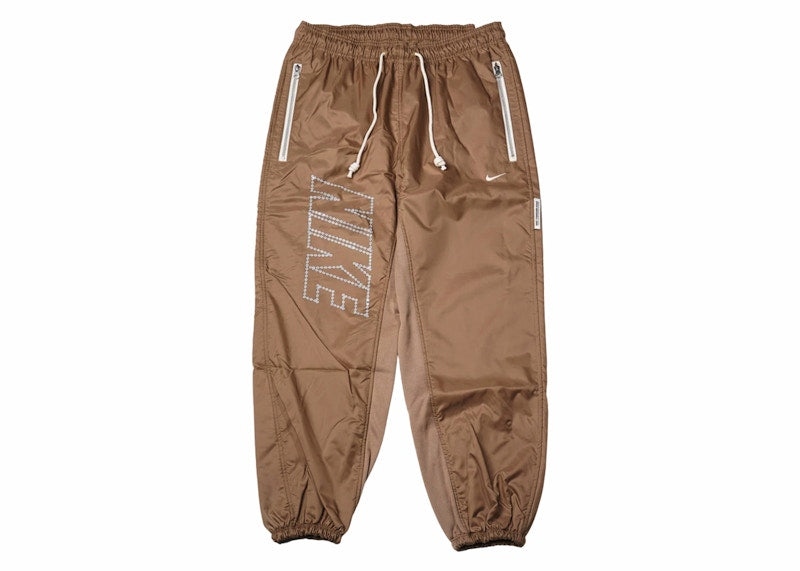 Nike Standard Issue Therma-Fit Loose Fit Pants Brown
