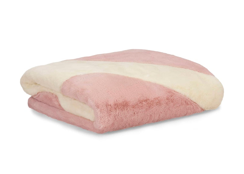 Nike Swoosh Faux Fur Blanket Pink Oxford/Cashmere/Cashmere