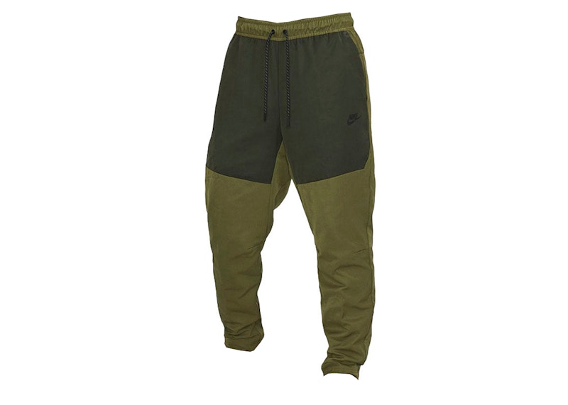Nike Tech Essentials Repel Joggers Olive Green