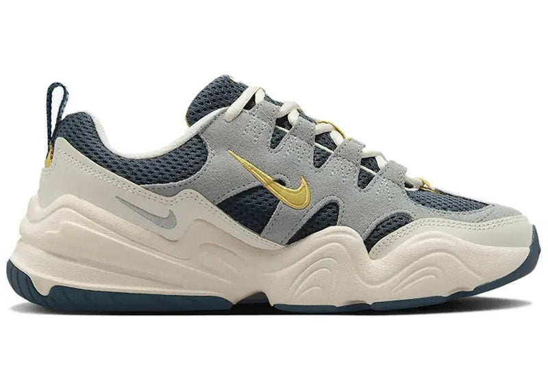 Nike Tech Hera Deep Jungle Buff Gold (Women's)