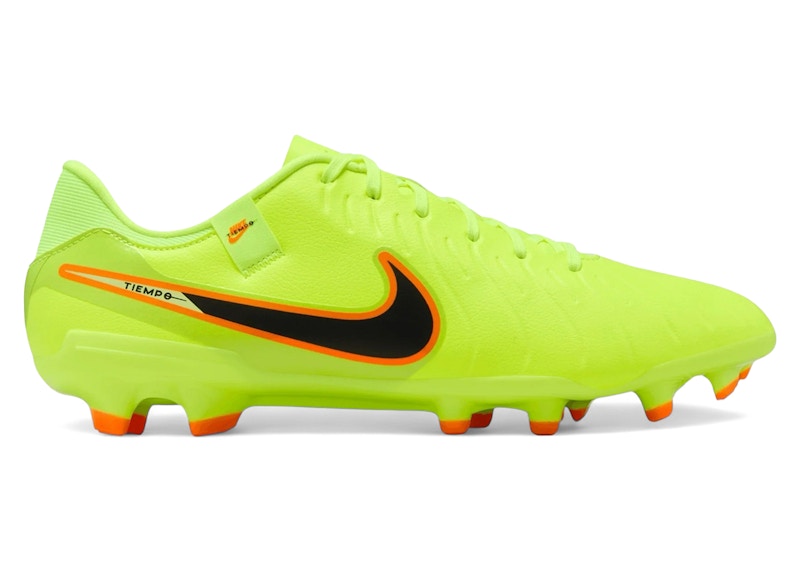 Nike Tiempo Legend 10 Academy MG Max Voltage Pack