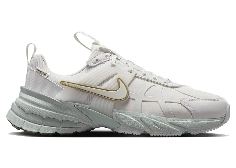 Nike V2K Run Gore-Tex Platinum Tint Light Silver (Women's)