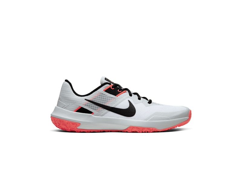 Nike Varsity Coompete TR 3 White Laser Crimson
