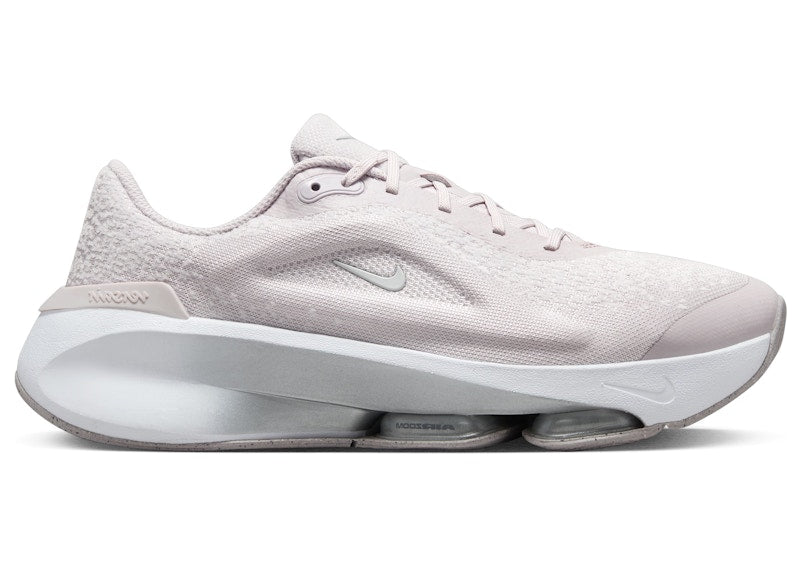 Nike Versair Platinum Violet White Light Violet Ore Metallic Platinum (Women's)