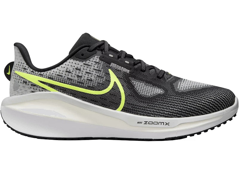 Nike Vomero 17 Black Light Smoke Grey Volt