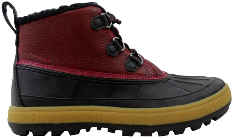 Nike Woodside Chuka 2 Fireberry (Women's)