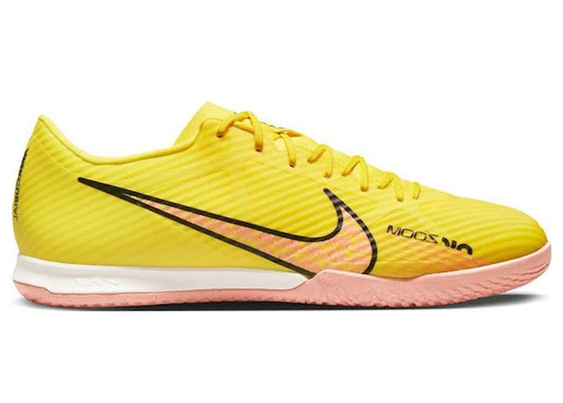 Nike Zoom Mercurial Vapor 15 Academy IC Yellow Strike Sunset Glow