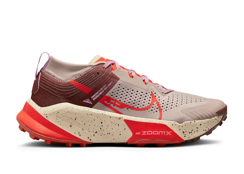 Nike ZoomX Zegama Trail Diffused Taupe Dark Pony Sanddrift Picante Red