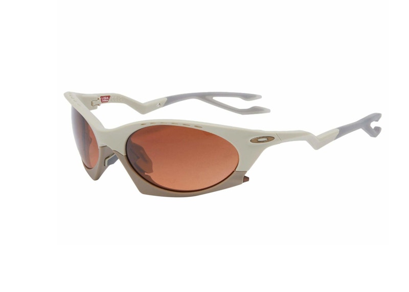 Oakley Plantaris Sunglasses Matte Sand (OO9437-0263)